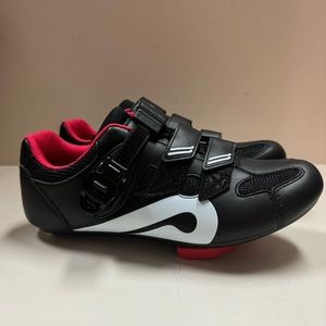 Peloton spin shoes (size 40)